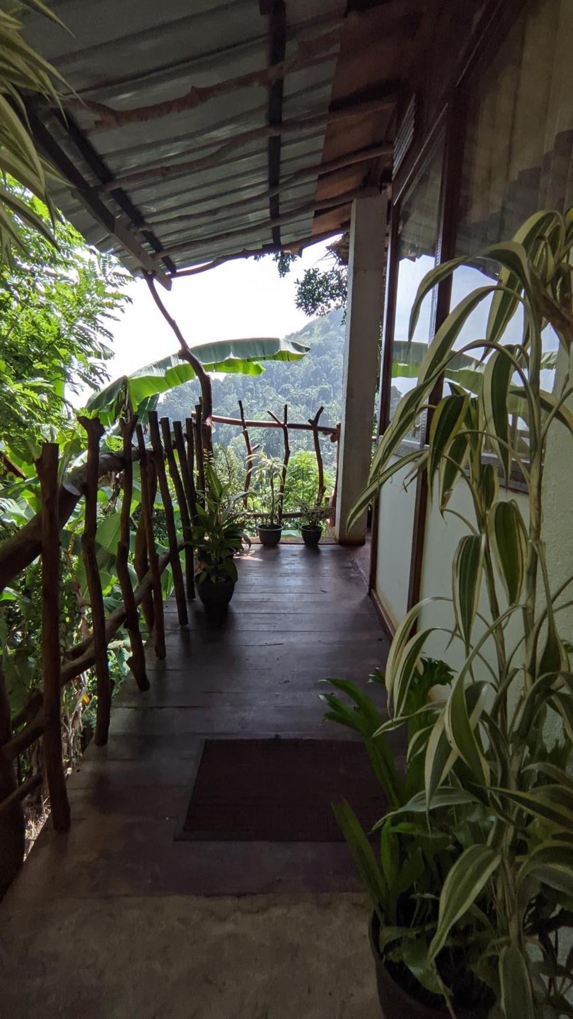 Mid Scenery Home Stay Элла Экстерьер фото