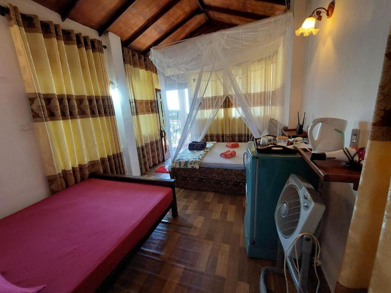 Mid Scenery Home Stay Элла Экстерьер фото